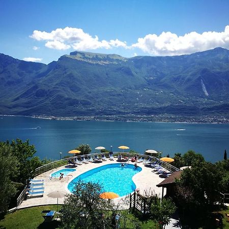 Residence Hotel Maxi Limone sul Garda Kültér fotó