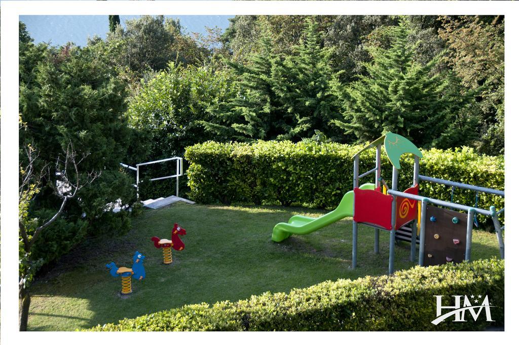 Residence Hotel Maxi Limone sul Garda Kültér fotó