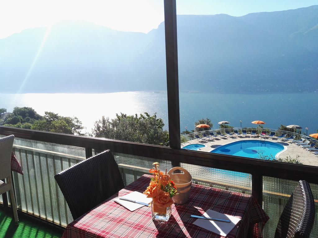 Residence Hotel Maxi Limone sul Garda Kültér fotó