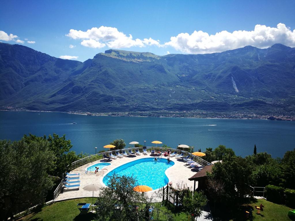 Residence Hotel Maxi Limone sul Garda Kültér fotó
