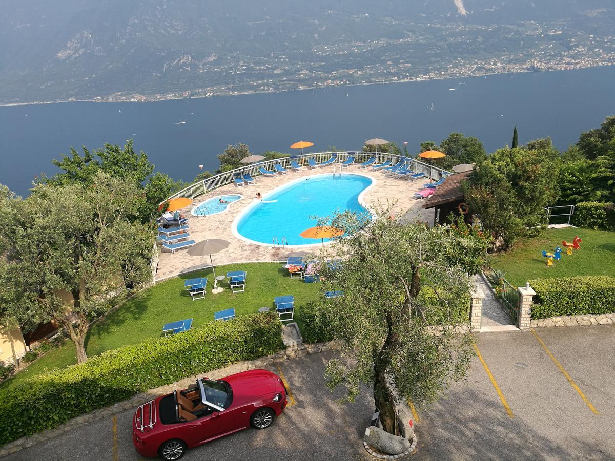 Residence Hotel Maxi Limone sul Garda Kültér fotó
